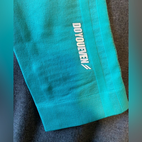 DYE Hyperflex Scrunch Butt Leggings - Picture 4 of 7